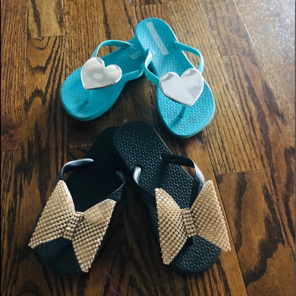 Girls summer sandals size 11/12